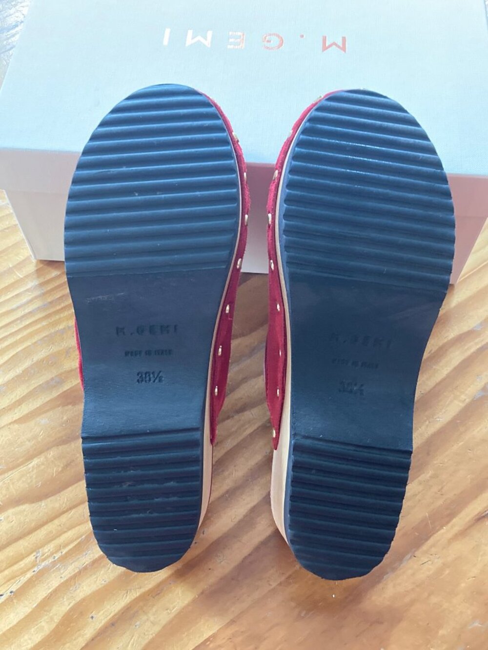 M. Gemi Clogs - Picture 2 of 4